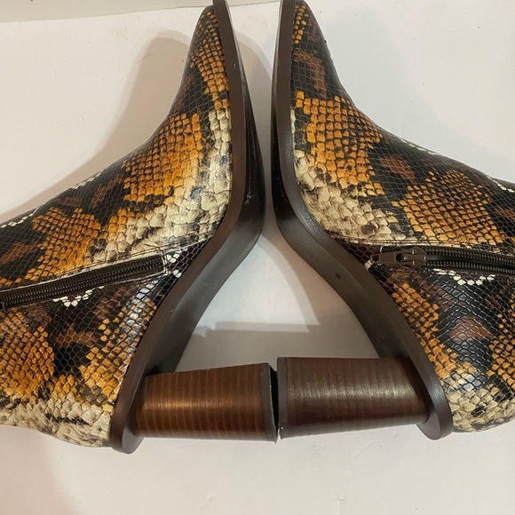 Gibson Latimer Multicolor Snakeskin Ankle Boots - Picture 9 of 13